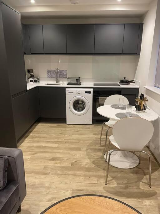דירות מנצ'סטר Stylish Flat In Old Trafford מראה חיצוני תמונה